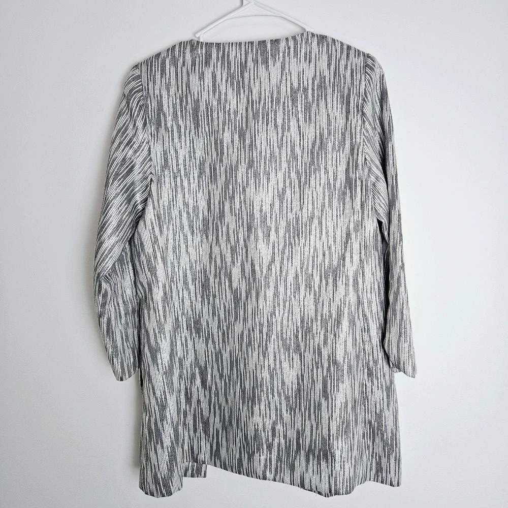 Chico's Travelers Textured Lurex Jacket Sz 0 US S 4 6 Gray‎ Metallic Silver